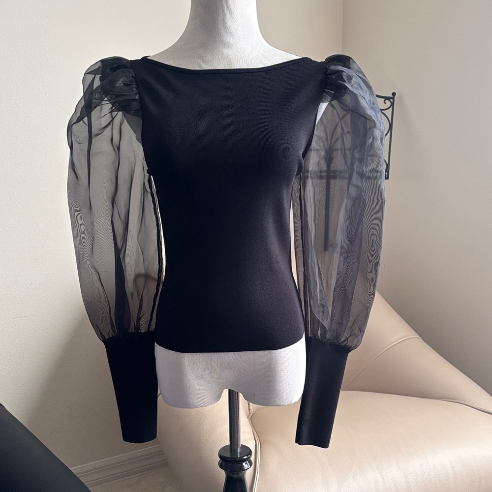 Alice + Olivia Black Puff-Sleeve Sheer Organza Top